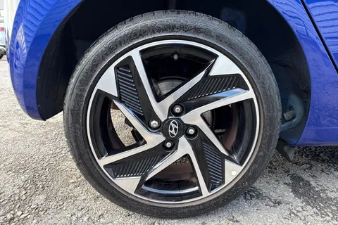 NG72FSX Hyundai I10 1.0 MPi Premium 5dr Auto Thumbnail #14