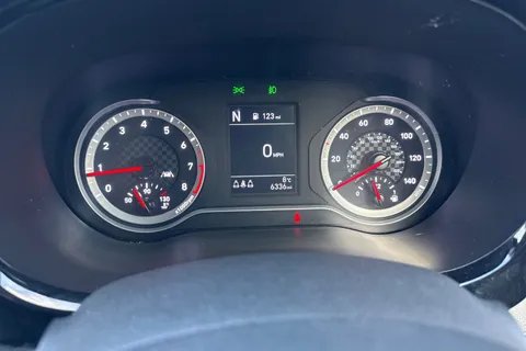 NG72FSX Hyundai I10 1.0 MPi Premium 5dr Auto Thumbnail #20