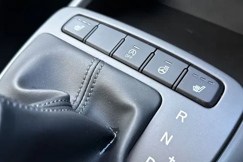 NG72FSX Hyundai I10 1.0 MPi Premium 5dr Auto Thumbnail #40