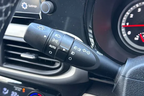 NG72FSX Hyundai I10 1.0 MPi Premium 5dr Auto Thumbnail #45