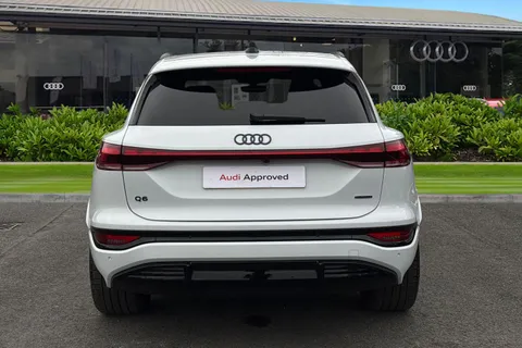 LM75CVX Audi Q6 E-Tron Q6 SUV Edition 1 e-tron quattro 285,00 kW Thumbnail #4