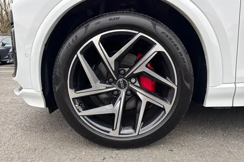 LM75CVX Audi Q6 E-Tron Q6 SUV Edition 1 e-tron quattro 285,00 kW Thumbnail #10