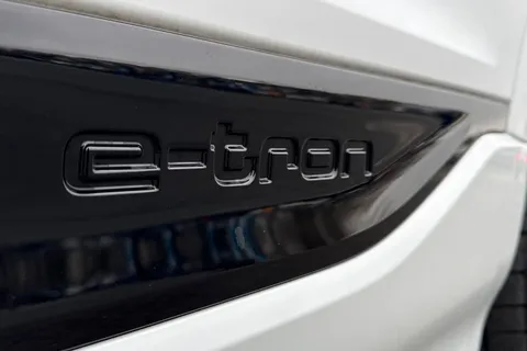 LM75CVX Audi Q6 E-Tron Q6 SUV Edition 1 e-tron quattro 285,00 kW Thumbnail #28