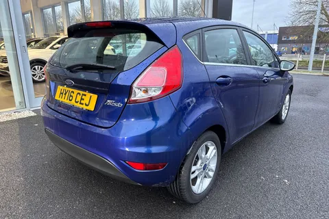 HY16CEJ Ford Fiesta 1.0 EcoBoost Zetec 5dr Thumbnail #31