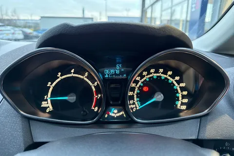 HY16CEJ Ford Fiesta 1.0 EcoBoost Zetec 5dr Thumbnail #38