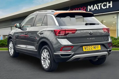 WD22MFF Volkswagen T-Roc 1.5 TSI Style DSG Euro 6 (s/s) 5dr Thumbnail #3