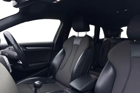 YF19WBZ Audi A3 1.0 TFSI 30 Black Edition Sportback Euro 6 (s/s) 5dr Thumbnail #12