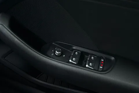 YF19WBZ Audi A3 1.0 TFSI 30 Black Edition Sportback Euro 6 (s/s) 5dr Thumbnail #19