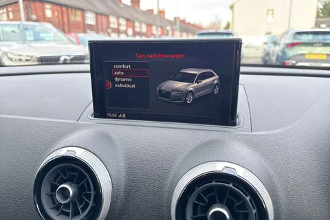 YF19WBZ Audi A3 1.0 TFSI 30 Black Edition Sportback Euro 6 (s/s) 5dr Thumbnail #33