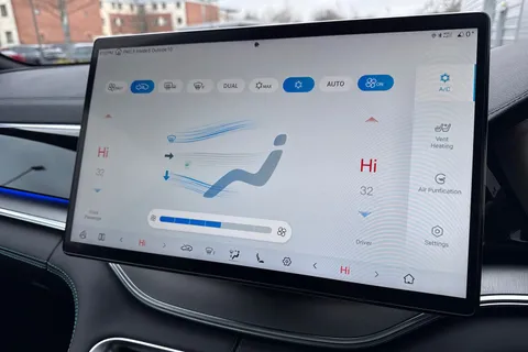 LC25AAO BYD Seal U 1.5 DM-i 18.3kWh Boost CVT Auto Euro 6 (s/s) 5dr Thumbnail #20