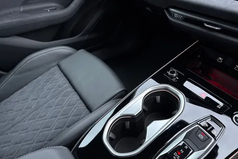 Audi A6 Avant 2.0 TDI Edition 1 S Tronic quattro Euro 6 (s/s) 5dr Thumbnail #20