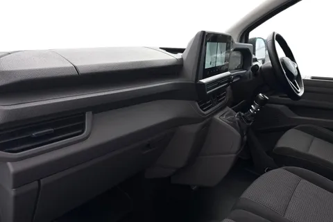 MF25JKK Volkswagen Transporter 2.0 TDI 150 Commerce Plus Van Thumbnail #9