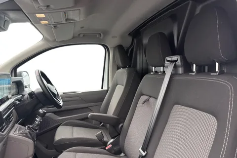 MF25JKK Volkswagen Transporter 2.0 TDI 150 Commerce Plus Van Thumbnail #11