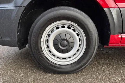 PK25XLX Volkswagen Crafter 2.0 TDI 140PS Commerce High Roof Van 8sp Auto Thumbnail #11