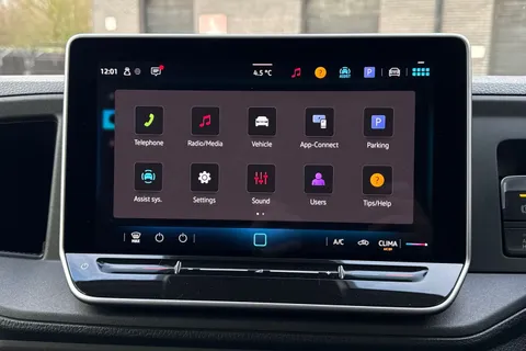 PK25XLX Volkswagen Crafter 2.0 TDI 140PS Commerce High Roof Van 8sp Auto Thumbnail #17