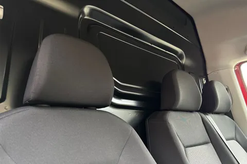 PK25XLX Volkswagen Crafter 2.0 TDI 140PS Commerce High Roof Van 8sp Auto Thumbnail #24