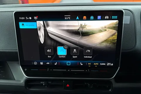 PJ25BAV Volkswagen Id. Buzz Cargo 210kW Commerce 79kWh Auto Thumbnail #38