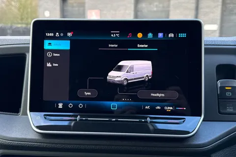 PK25XLX Volkswagen Crafter 2.0 TDI 140PS Commerce High Roof Van 8sp Auto Thumbnail #39