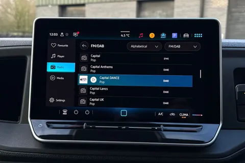 PK25XLX Volkswagen Crafter 2.0 TDI 140PS Commerce High Roof Van 8sp Auto Thumbnail #41