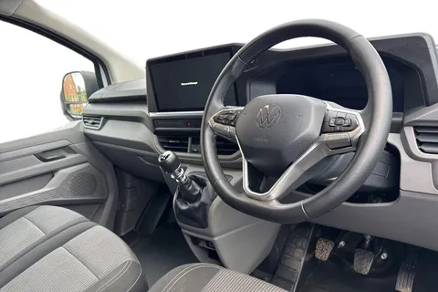 MF25HTZ Volkswagen Transporter 2.0 TDI 110 Commerce Plus Van Thumbnail #8