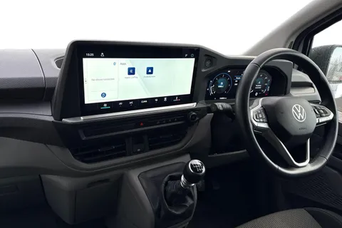 MF25HTZ Volkswagen Transporter 2.0 TDI 110 Commerce Plus Van Thumbnail #9