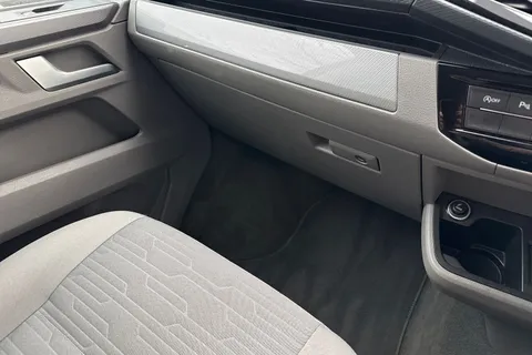 GL22HTP Volkswagen California Ocean SWB 150 PS 2.0 TDI 7sp DSG - Woodstock Alloys Thumbnail #21