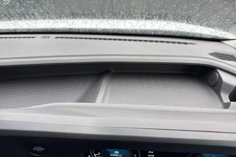 MF25HTZ Volkswagen Transporter 2.0 TDI 110 Commerce Plus Van Thumbnail #31