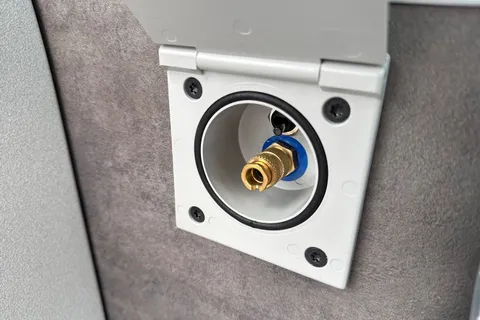 GL22HTP Volkswagen California Ocean SWB 150 PS 2.0 TDI 7sp DSG - Woodstock Alloys Thumbnail #38