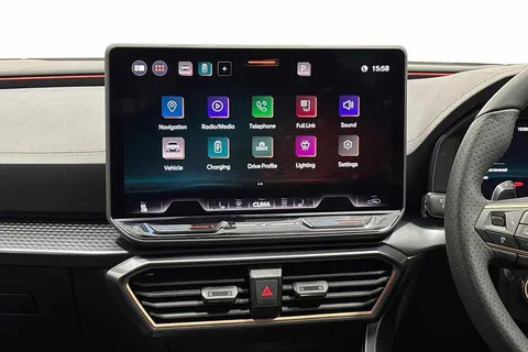 KM75HRG CUPRA Leon 1.5 eHybrid 204 V3 5dr DSG ** DELIVERY MILEAGE** Thumbnail #12