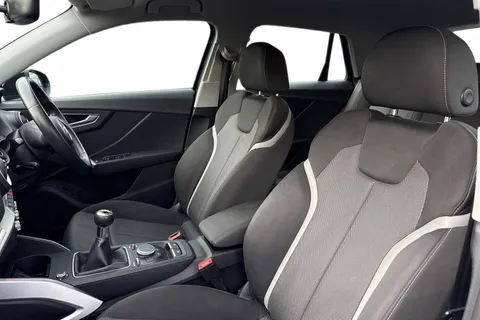 KM19GWX Audi Q2 1.6 TDI 30 Sport Euro 6 (s/s) 5dr Thumbnail #16