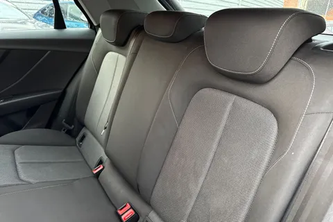 KM19GWX Audi Q2 1.6 TDI 30 Sport Euro 6 (s/s) 5dr Thumbnail #19