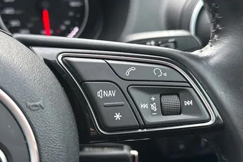 KM19GWX Audi Q2 1.6 TDI 30 Sport Euro 6 (s/s) 5dr Thumbnail #37