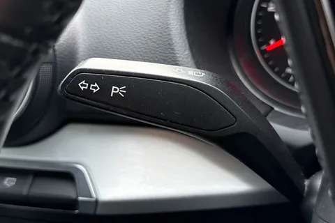 KM19GWX Audi Q2 1.6 TDI 30 Sport Euro 6 (s/s) 5dr Thumbnail #40