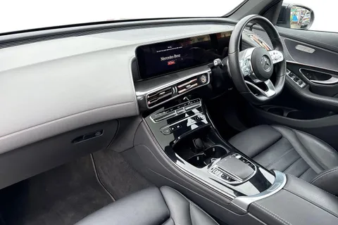 KM73OEU Mercedes-Benz Eqc EQC 400 80kWh AMG Line (Premium) Auto 4MATIC 5dr Thumbnail #16