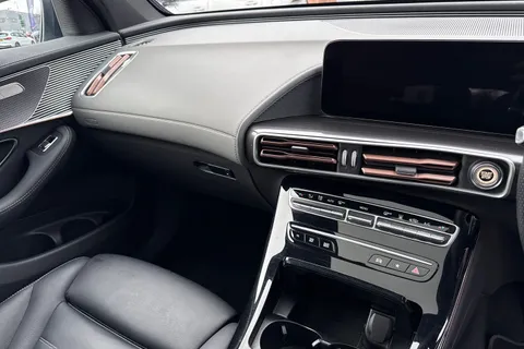KM73OEU Mercedes-Benz Eqc EQC 400 80kWh AMG Line (Premium) Auto 4MATIC 5dr Thumbnail #21