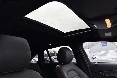 KM73OEU Mercedes-Benz Eqc EQC 400 80kWh AMG Line (Premium) Auto 4MATIC 5dr Thumbnail #31