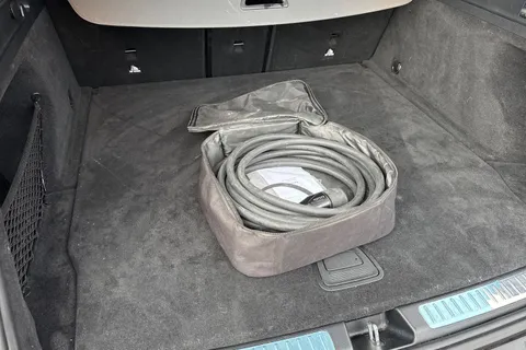 KM73OEU Mercedes-Benz Eqc EQC 400 80kWh AMG Line (Premium) Auto 4MATIC 5dr Thumbnail #39