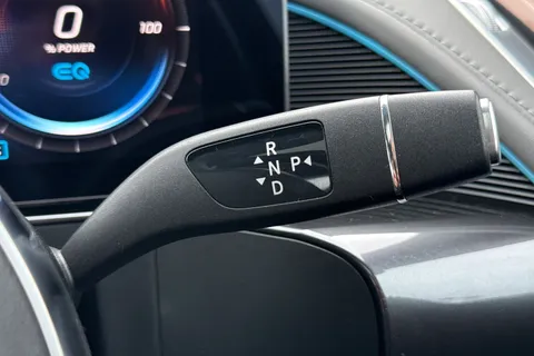 KM73OEU Mercedes-Benz Eqc EQC 400 80kWh AMG Line (Premium) Auto 4MATIC 5dr Thumbnail #48
