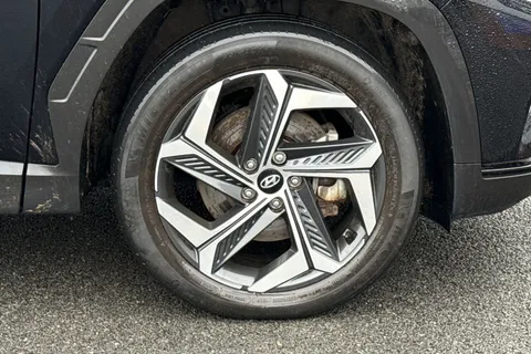 CJ72VVZ Hyundai Tucson 1.6 TGDi Plug-in Hybrid Ultimate 5dr 4WD Auto Thumbnail #13