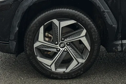 CJ72VVZ Hyundai Tucson 1.6 TGDi Plug-in Hybrid Ultimate 5dr 4WD Auto Thumbnail #16