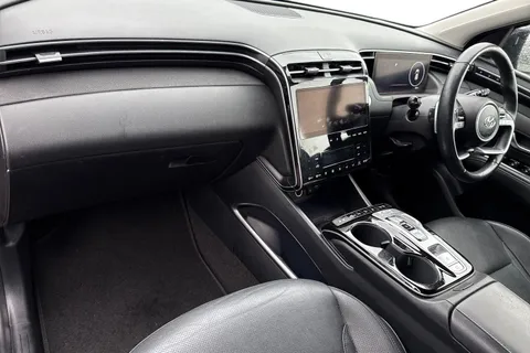 CJ72VVZ Hyundai Tucson 1.6 TGDi Plug-in Hybrid Ultimate 5dr 4WD Auto Thumbnail #17