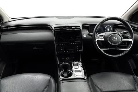 CJ72VVZ Hyundai Tucson 1.6 TGDi Plug-in Hybrid Ultimate 5dr 4WD Auto Thumbnail #18