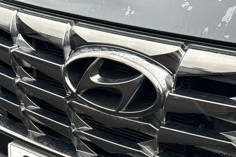 CJ72VVZ Hyundai Tucson 1.6 TGDi Plug-in Hybrid Ultimate 5dr 4WD Auto Thumbnail #28