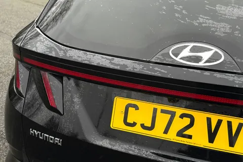 CJ72VVZ Hyundai Tucson 1.6 TGDi Plug-in Hybrid Ultimate 5dr 4WD Auto Thumbnail #30