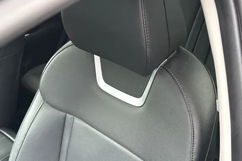 CJ72VVZ Hyundai Tucson 1.6 TGDi Plug-in Hybrid Ultimate 5dr 4WD Auto Thumbnail #36