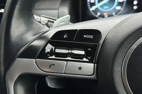 CJ72VVZ Hyundai Tucson 1.6 TGDi Plug-in Hybrid Ultimate 5dr 4WD Auto Thumbnail #38