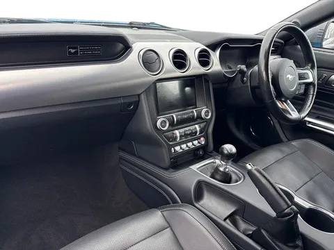 AE70LGK Ford Mustang 2.3T EcoBoost Fastback Euro 6 2dr Thumbnail #9