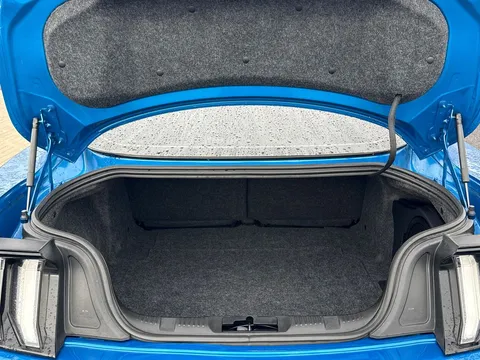 AE70LGK Ford Mustang 2.3T EcoBoost Fastback Euro 6 2dr Thumbnail #10