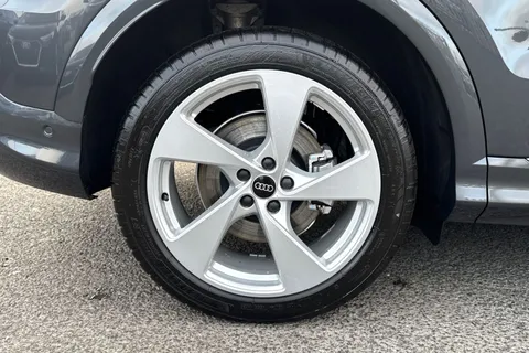 Audi Q5 2.0 TDI S line S Tronic quattro Euro 6 (s/s) 5dr Thumbnail #12