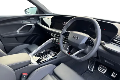 Audi Q5 2.0 TDI S line S Tronic quattro Euro 6 (s/s) 5dr Thumbnail #14